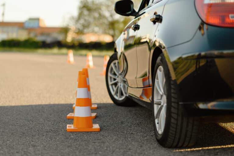 Concepts de voiture et de circulation, concept d'école de conduite